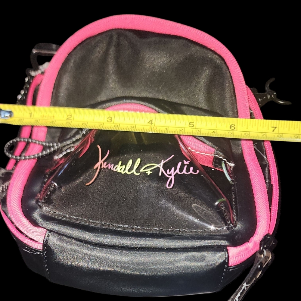 Kendall & Kylie Black and Pink Crossbody Bag With Wallet - Picture 12 of 12